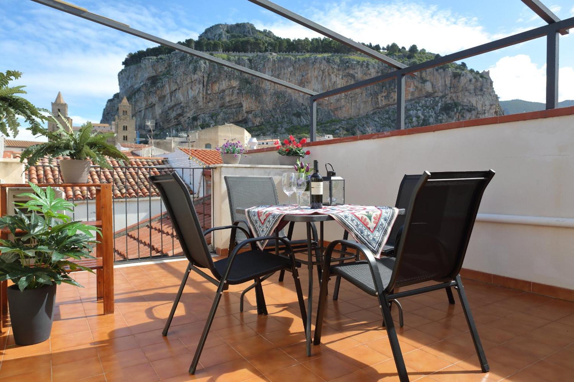 Terrazza Del Cortile - By Vacation Service Cefalu Exterior photo