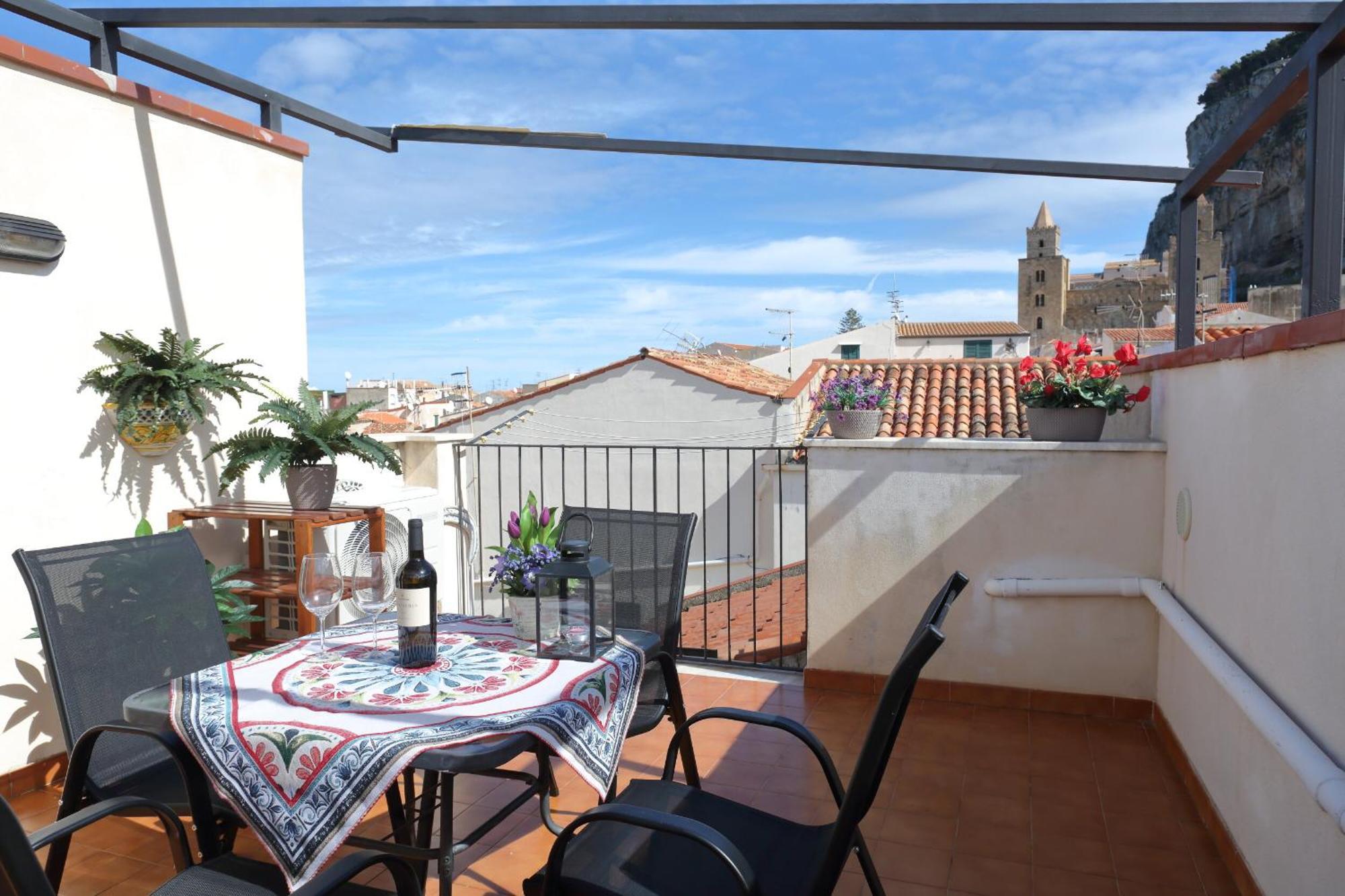 Terrazza Del Cortile - By Vacation Service Cefalu Exterior photo